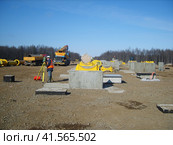 Construction of gas pipeline on the ground. Стоковое фото, фотограф Леонид Еремейчук / Фотобанк Лори