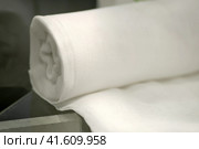 Medical bandages, cotton wool and tampons for wound dressing. Стоковое фото, фотограф Андрей Журавлев / Фотобанк Лори