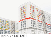Многоэтажный дом. Новостройка. Multi-storey building. New building. (2022 год). Стоковое фото, фотограф Ольга Митряева / Фотобанк Лори