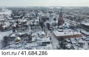 Winter drone view of Bronnitsy cityscape with orthodox Cathedral of the Archangel Michael, Russia. Стоковое видео, видеограф Яков Филимонов / Фотобанк Лори