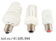 Энергосберегающие лампы E27 на белом фоне. Economy lamps isolated on white background. Стоковое фото, фотограф Татьяна Д / Фотобанк Лори