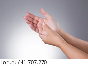 Pain in the joints of the hands. Carpal tunnel syndrome. Стоковое фото, фотограф Станислав Тарко / Фотобанк Лори