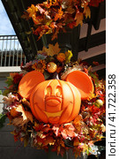 Mickey Mouse Pumpkin. Walt Disney World Magic Kingdom in Orlando, Florida. Happy Halloween (2014 год). Редакционное фото, фотограф Екатерина Каляева / Фотобанк Лори