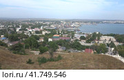 Вид на Керчь с горы Митридат. Крым (2023 год). Стоковое видео, видеограф Олег Хархан / Фотобанк Лори