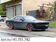 Dodge Challenger (2021 год). Редакционное фото, фотограф Art Konovalov / Фотобанк Лори