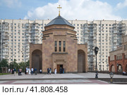 Церковь Святого Креста (Сурб-Хач). Армянский храмовый комплекс в Москве, Россия (2023 год). Редакционное фото, фотограф Елена Коромыслова / Фотобанк Лори