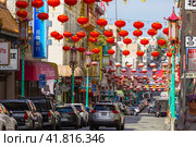 Сhina town. Streets of San Francisco (2023 год). Редакционное фото, фотограф Олег Жуков / Фотобанк Лори