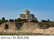 Chersonesus is an ancient Greek colony founded approximately 2,500 years ago in the southwestern part of the Crimean Peninsula (2019 год). Стоковое фото, фотограф Владимир Глинский / Фотобанк Лори
