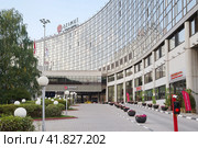 "AZIMUT Сити Отель Олимпик Москва" 4*. Москва, Олимпийский проспект, 18/1 (2023 год). Редакционное фото, фотограф Елена Коромыслова / Фотобанк Лори