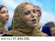 Заслуженная артистка РФ, Художественный руководитель Чеченской государственной филармонии Аймани Айдамирова выступает в концертном зале на ВДНХ в городе Москве, Россия (2023 год). Редакционное фото, фотограф Николай Винокуров / Фотобанк Лори