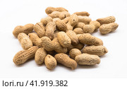 Bunch of ecological peanuts on a white background. Стоковое фото, фотограф Татьяна Яцевич / Фотобанк Лори