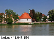 Ptuj, Slovenia - 29 Apr 2018: The view on center of Ptuj, Slovenia. Стоковое фото, фотограф Сергей Стрелков / Фотобанк Лори