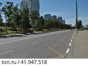 Нагатинская набережная. Район Нагатинский затон, Москва, Россия (2014 год). Редакционное фото, фотограф lana1501 / Фотобанк Лори