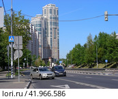 Улица Обручева. Обручевский район. Город Москва (2014 год). Редакционное фото, фотограф lana1501 / Фотобанк Лори