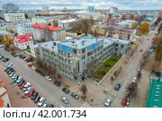 Вид с высоты на Главпочтамт в городе Кирове (аэросъемка 2021 года) Редакционное фото, фотограф Владислав Самошкин / Фотобанк Лори