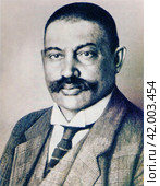 Евно Фишелевич (Евгений Филиппович) Азеф (1869-1918), революционер-провокатор, один из руководителей партии эсеров и одновременно секретный сотрудник Департамента полиции. Известен как «король провокаторов». 1911 год. Стоковое фото, фотограф Сергей Елизарьев / Фотобанк Лори