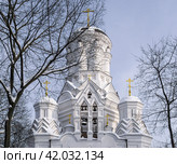 Kolomenskoye Museum Estate. Church of Beheading of St.John Precursor. Sunny winter day (2018 год). Редакционное фото, фотограф Галина  Василенко / Фотобанк Лори