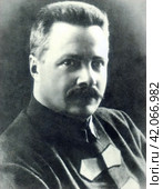 Михаил Васильевич Фрунзе (1885-1925), российский революционер, советский государственный деятель, военачальник Красной армии во время Гражданской войны, военный теоретик. Начало 1920-х годов. Редакционное фото, фотограф Сергей Елизарьев / Фотобанк Лори