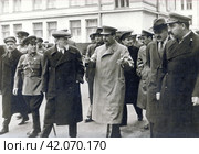 А.А. Андреев, Н.И. Ежов, М.И. Калинин, И.В. Сталин, М.Ф. Шкирятов, А.И. Микоян, В.М. Молотов и Л.М. Каганович. 1937 год. Редакционное фото, фотограф Сергей Елизарьев / Фотобанк Лори