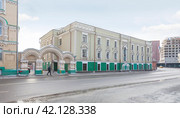 Бывший дом для вдов и сирот В. И. Фирсановой, архитектор Митрофан Арсеньев, .Электрический переулок, 3/10с4, Москва. (2024 год). Редакционное фото, фотограф Владимир Чинин / Фотобанк Лори