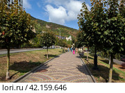Бульвар Гагарина. Пятигорск. Ставропольский край (2023 год). Редакционное фото, фотограф Сергей Афанасьев / Фотобанк Лори