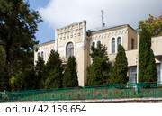 Санаторий «Родник» (бывший санаторий «Ласточка»). Бульвар Гагарина, 5. Пятигорск. Ставропольский край (2023 год). Стоковое фото, фотограф Сергей Афанасьев / Фотобанк Лори