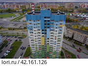 High apartment buildings in the metropolis. City by the river. (2018 год). Стоковое фото, фотограф Egor Sarantstv / Фотобанк Лори
