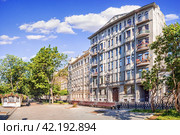 Рождественский бульвар, доходный дом К.А.Колесова, Москва (2022 год). Редакционное фото, фотограф Baturina Yuliya / Фотобанк Лори