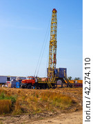 Installation of surveyors in the field. A machine with a tower for examining soil for construction. Стоковое фото, фотограф Коханова Наталья / Фотобанк Лори