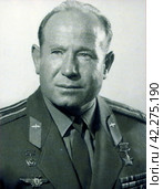 Алексей Архипович Леонов (1934 - 2019) — лётчик-космонавт СССР № 11, первый человек в мире, вышедший в открытый космос. Дважды Герой Советского Союза. Редакционное фото, фотограф Сергей Елизарьев / Фотобанк Лори