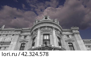 Opera Garnier (Garnier Palace) against the background of a beautiful sky with clouds, Paris, France. Translation: national Academy of Music. UNESCO World Heritage Site. 4K, time lapse, with zoom (2024 год). Стоковое видео, видеограф Владимир Журавлев / Фотобанк Лори