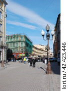 Бывший доходный дом В. К. Тишенинова. Улица Арбат, 6/2. Москва (2012 год). Редакционное фото, фотограф lana1501 / Фотобанк Лори