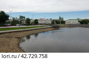 Екатеринбург: Городской пруд (2017 год). Редакционное фото, фотограф Алексей Иванов / Фотобанк Лори