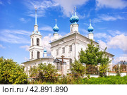 Успенская церковь в Домнино, село Сусанино, Костромская область (2019 год). Стоковое фото, фотограф Baturina Yuliya / Фотобанк Лори