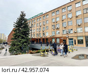 "Трёхгорная мануфактура" в Москве весной. Редакционное фото, фотограф Овчинникова Ирина / Фотобанк Лори