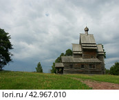 Церковь Георгия Победоносца. Юксовский погост. Деревня Родионово. Подпорожский район, Ленинградская область. (2023 год). Редакционное фото, фотограф Михаил Карташов / Фотобанк Лори