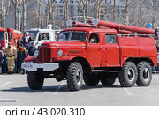 Old rare Soviet fire tanker truck PMZ-42 ATsSP-30 model 42 on ZIL-157 chassis designed special for northern regions with cold climates, produced in Soviet Union (2019 год). Редакционное фото, фотограф А. А. Пирагис / Фотобанк Лори