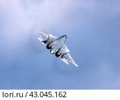 Moscow Russia Zhukovsky Airfield 25 July 2021: Demonstration of the latest Russian SU-57 fighterof the international aerospace salon MAKS-2021. Редакционное фото, фотограф Фотограф / Фотобанк Лори