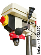 Сверлильный станок на белом фоне. Drilling Bench Press isolated on white background. Стоковое фото, фотограф Татьяна Д / Фотобанк Лори
