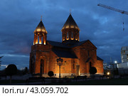 Армянская церковь в ночной подсветке, Нижний Новгород. Стоковое фото, фотограф Андрей В. Карпов / Фотобанк Лори