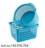 Пластиковая корзина на белом фоне. Empty plastic basket isolated on white background. Стоковое фото, фотограф Татьяна Д / Фотобанк Лори