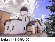 Марфо-Мариинская обитель милосердия, Покровская церковь, церковь святых Марфы и Марии, Большая Ордынка, Москва (2023 год). Стоковое фото, фотограф Baturina Yuliya / Фотобанк Лори