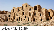 ksar Mgabla - traditional fortified granary created by the Berbers in 15th century. Стоковое фото, фотограф Яков Филимонов / Фотобанк Лори