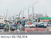 Крымский мост в Москве (2018 год). Редакционное фото, фотограф Алёшина Оксана / Фотобанк Лори