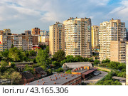 Новые дома на улице Хворостянского в Южном районе  Новороссийска (2024 год). Редакционное фото, фотограф Владимир Ушаров / Фотобанк Лори