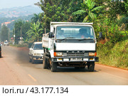 Mitsubishi Fuso Canter (2023 год). Редакционное фото, фотограф Art Konovalov / Фотобанк Лори