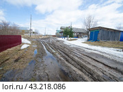 Весна в северной русской деревне. Распутица (2024 год). Стоковое фото, фотограф Яковлев Сергей / Фотобанк Лори
