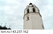 Колокольня Успенского собора Трифонова монастыря в Кирове (2023 год). Стоковое видео, видеограф Алексей Сергеев / Фотобанк Лори
