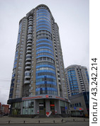 ЖК "Аквамарин", ул. Хохрякова, 43, Екатеринбург (2024 год). Редакционное фото, фотограф Алексей Иванов / Фотобанк Лори