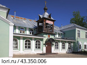 Церковь Андрея Рублева в центре города Электростали, Московская область. Солнечный летний день (2024 год). Стоковое фото, фотограф Александр Кузнецов / Фотобанк Лори